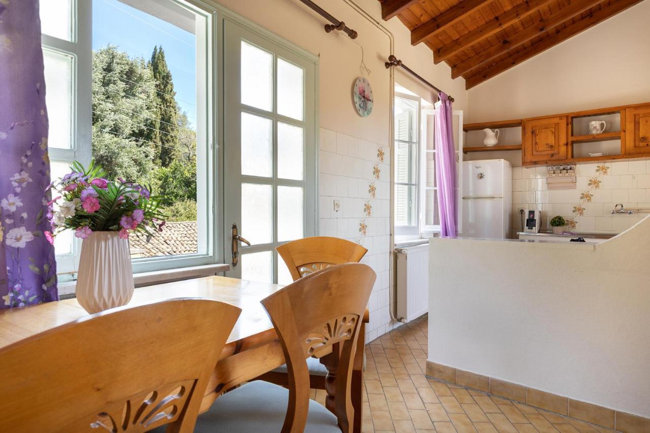 דירות Katerina House By Konnect, Ipsos Corfu מראה חיצוני תמונה